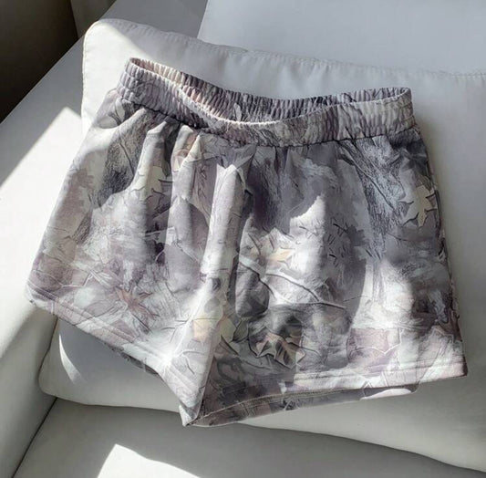 Branch Print Knit Loose Shorts